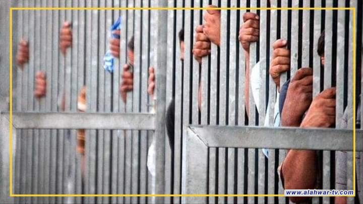 شرطة قضاء الرفاعي تلقي القبض على 8 متهمين مطلوبين بقضايا منفصلة .